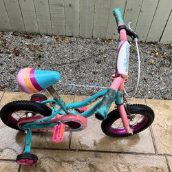 Girls Schwinn Bike 