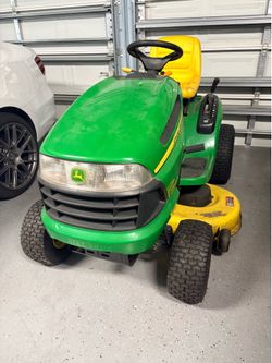 John Deere Riding Mower