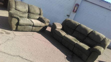 New Reclining Sofa set!!