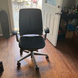 Steelcase Erogonomic Task Chair