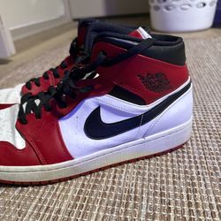 Jordan 1’s Chicago Size 14 
