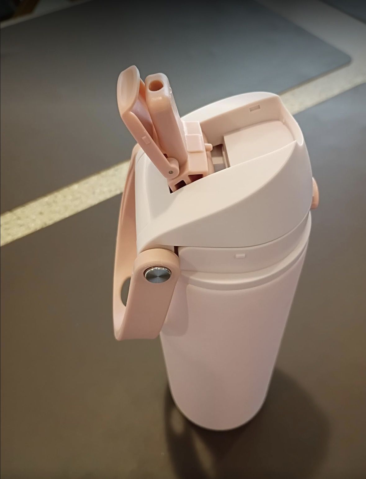 POWCAN Insulated Water Bottle 24oz | Leakproof Flip Straw Lid | Brand New