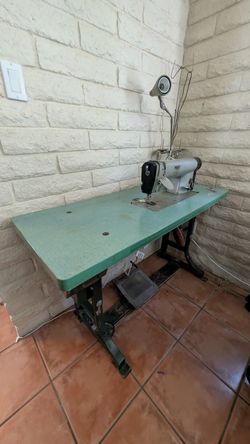 Pfaff 463 Industrial lockstitch sewing machine