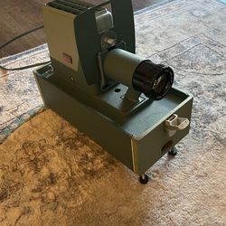 Vintage Argus Slide Projector