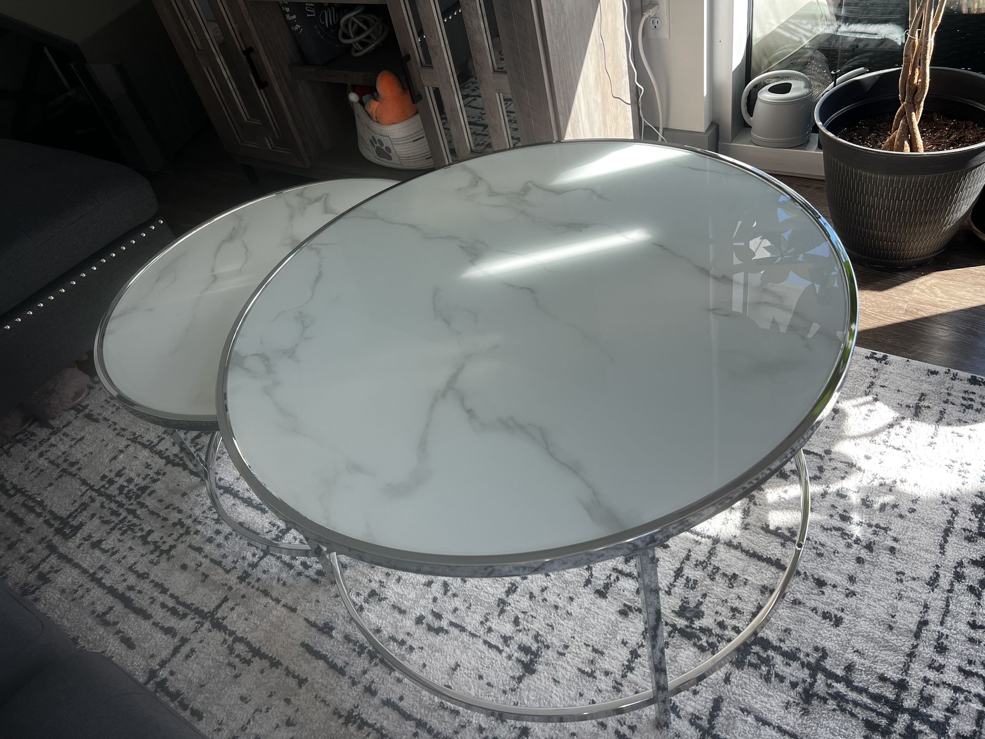 Glass marble Nesting Tables