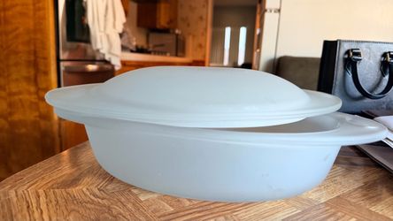 Frosted glass casserole dish