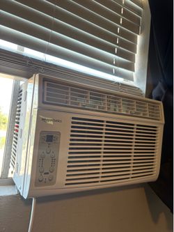 Window air conditioner