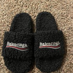 GIVE BEST OFFER Balenciaga slides Brand New