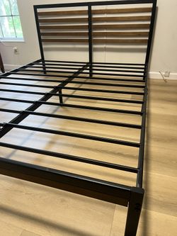 Queen Zinus Kai Platform Bed Frame with Headboard
