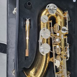 Saxophone 