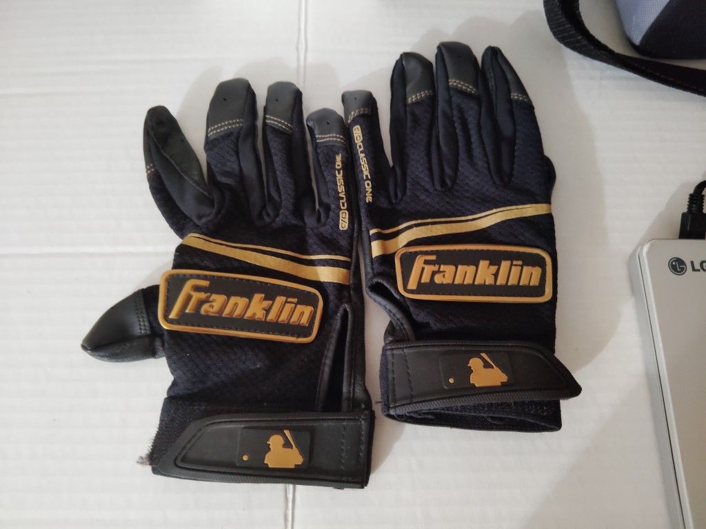 Baseball Bat Gloves, External DVD ROM With USB, and Stanley Tools $3.00 Each
