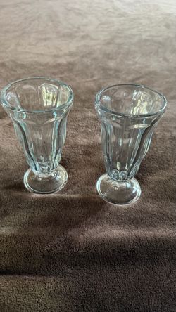Vintage Clear Glass Footed Sundae Parfait Dessert Cups Ice Cream Glasses Set of 2
