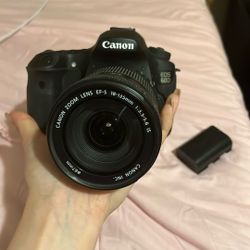 Canon Zoom lens EF-S 18-135mm