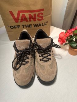 Bass shoes size 11M great for walking daily activities