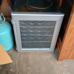 Culinar Mini Wine Fridge 
