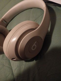 Beats studio pro