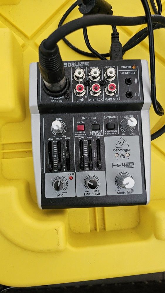 Behringer XENYX 302USB USB Mixer