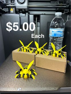 3D Printed articulated Bee Figurine