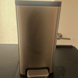 Kohler small trash can