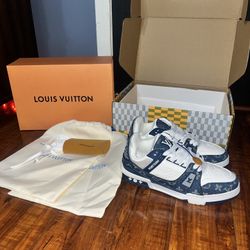 Blue Louis Vuitton Sneakers Size 42 (US 9)
