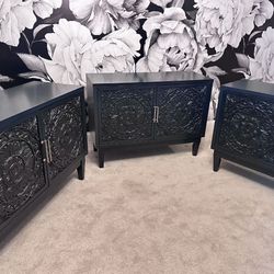 Blue Accent Cabinets & FREE lamps 