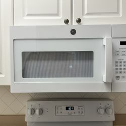 Brand New GE Microwave & Stove 