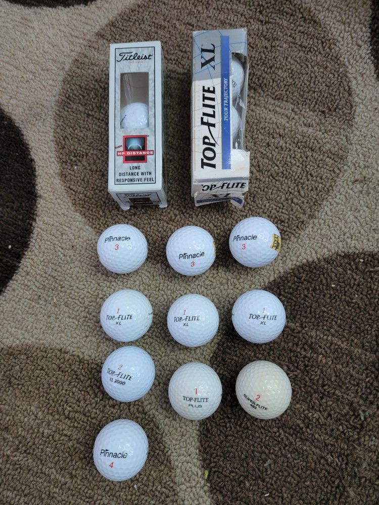 Golf Balls/Various Brands/Total Of 15