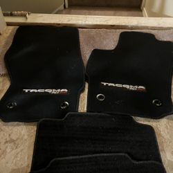 Floor Mats 2025 Toyota Tacoma