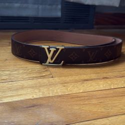 Brown Louie Vuitton Belt Size 44/110