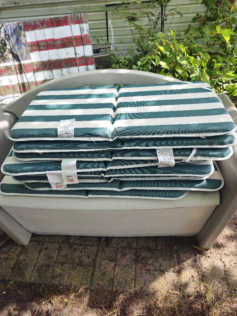 Price Is Firm.. Eight Patio Chair Cushions