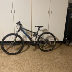 GT Mountain Bike