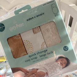 Aden + Anais Swaddle
