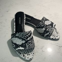 Senso Zulu II Snake Embossed Leather Slides