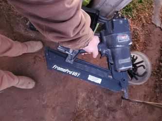 FramePro 651 Pneumatic Framing Nailer