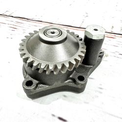 Oil Pump 129(contact info removed)0 for Yanmar Engine 4D84 4TNV84 4TNE84 4TNV88 4TNE88