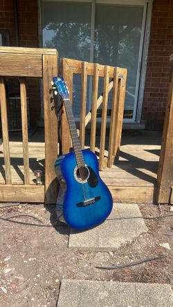 Blue Rogue Acoustic Guitar – Great Condition