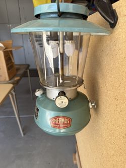 Thermos Camp Lantern