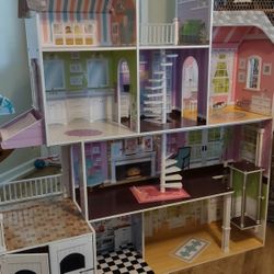 KidKraft Super Large Doll House! 