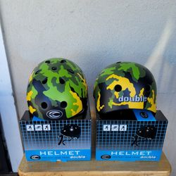 HELMET SPORTS SIZE SMALL 