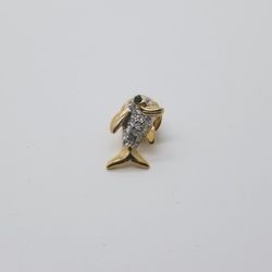 Dolphin tac pin brooch