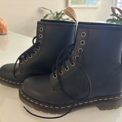 Dr. Martens 1460  Vegan 8-Eye Boots, Size 7(M), 8(L) (EU 39) — NEVER WORN