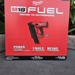 MILWAUKEE M18 FUEL 21° FRAMING NAILER NEW 