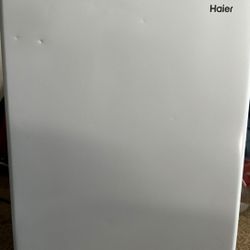 Haier Mini Refrigerator 