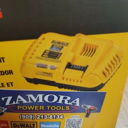 DeWalt Fast Charger