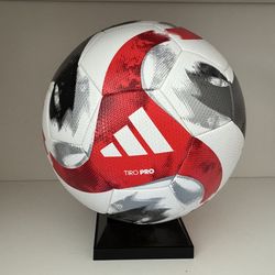 Adidas soccer ball pro size 5