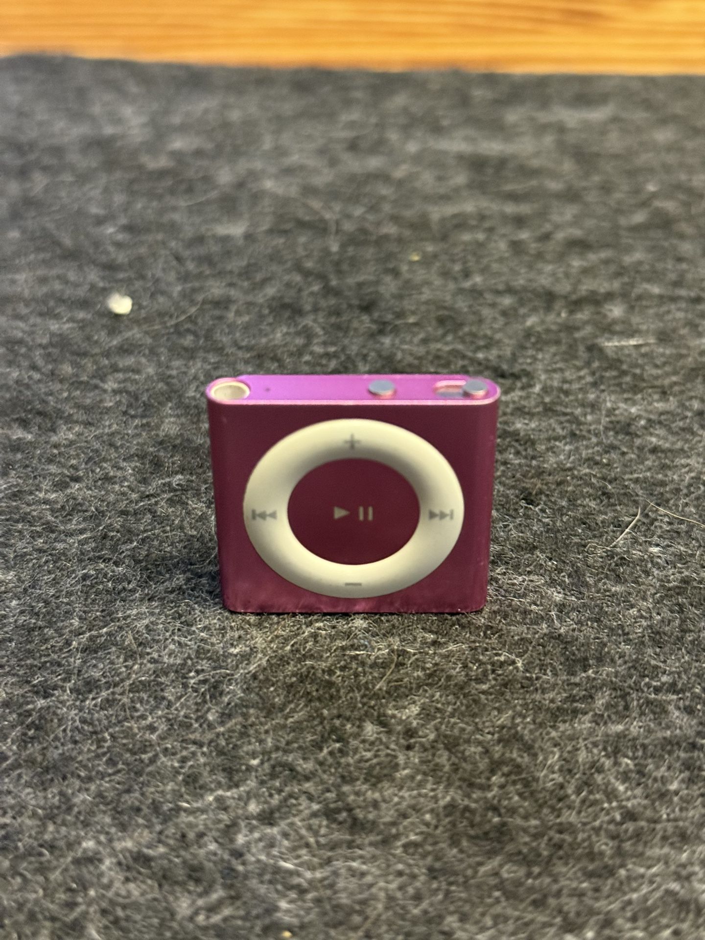 iPod shuffle 4th gen