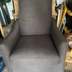 Nursing Rocking Chair 