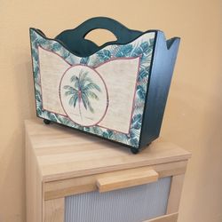 Wooden Vintage Green Cocos Nucifera Coconut Palm Home Decor Magazine Rack 