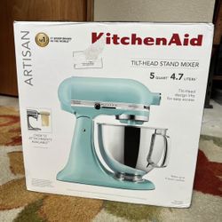 Kitchen Aid Artisan Series 5-Quart Tilt-Head Stand Mixer - New In Box