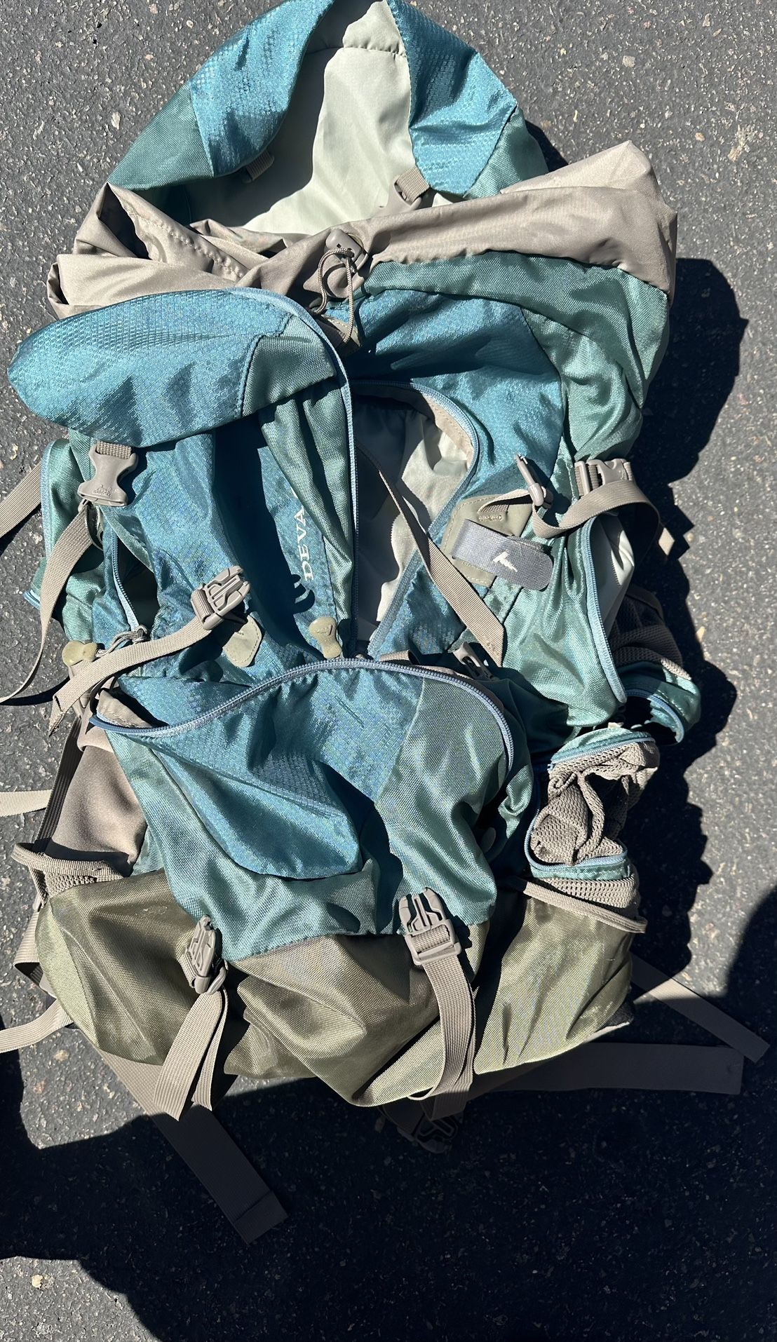 Deva 60 Backpack